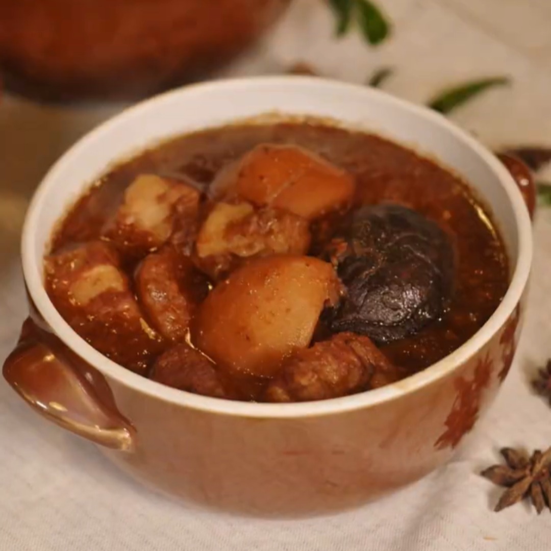 Babi Pongteh 2 by Turkey Delivery Singapore
